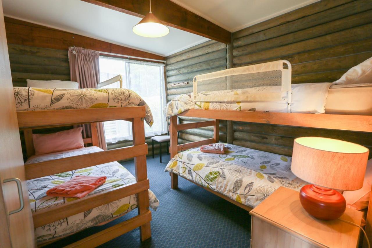Lazy Acre Log Cabins Lakes Entrance Ngoại thất bức ảnh
